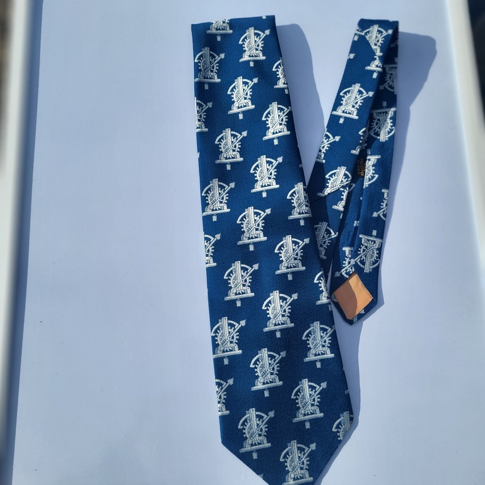 the put on shop sears roebuck and co.‎ vintage blue and white design tie wheels